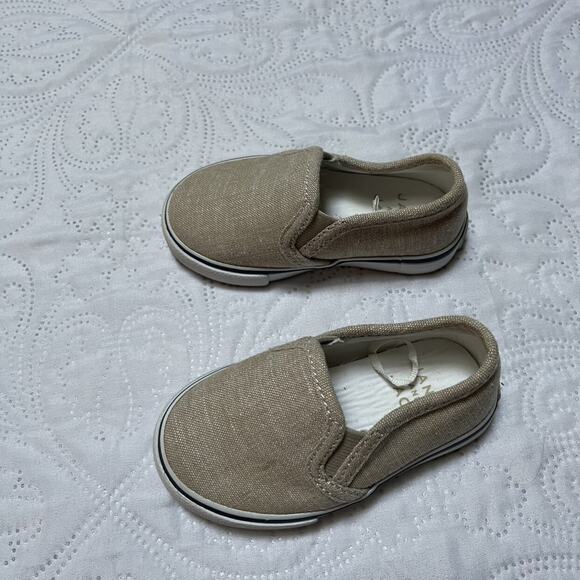 Janie And Jack Slip On Sneakers Size 5 - Picture 3 of 10